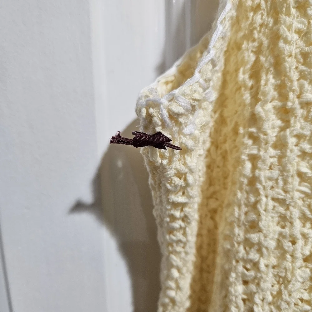 NWOT Aritzia Little Mood Crochet Crop Top Yellow with Brown Stripes Size Medium - Picture 6 of 8
